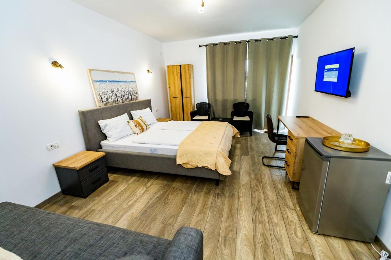 Bella Vista Hotell Venus Exteriör bild